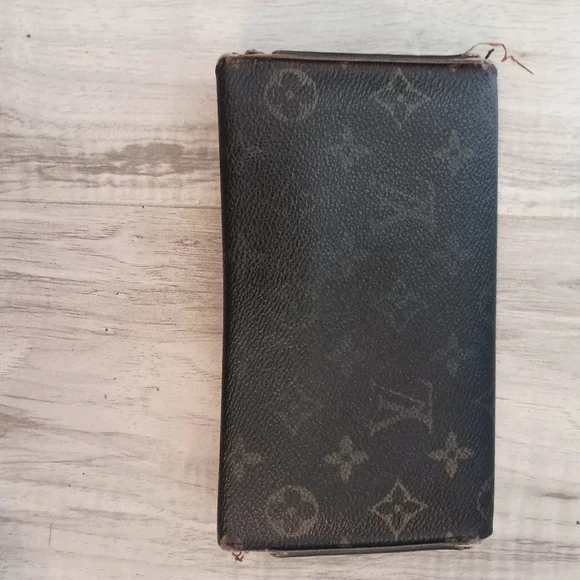 Louis Vuitton Monogram Porte Tresor International Trifold Long Wallet